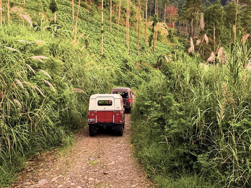 Kawah Karaha bodas overland